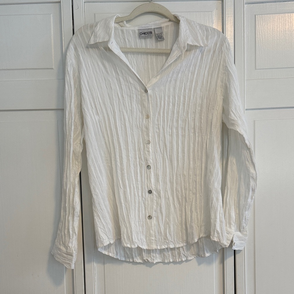 Chico's Textured White Button-Up Shirt
